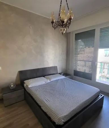 Apartment Modern Flat In The Centre, *