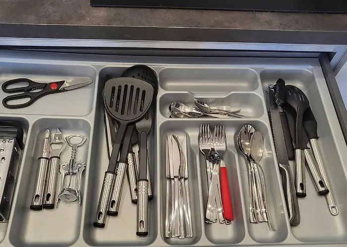 Lejlighed Modern Flat In The Centre, *