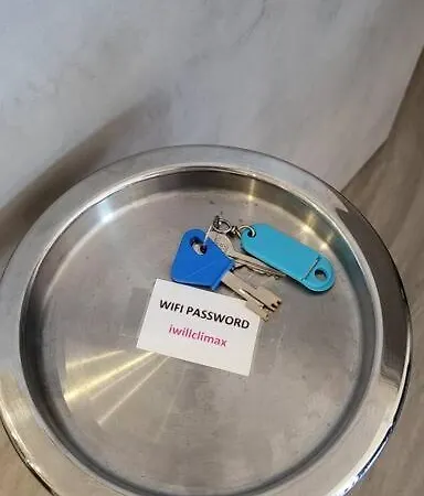 Appartamento Modern Flat In The Centre,